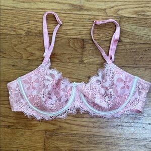 Victoria’s Secret Unlined Lace Bow Balconette Pink Bra